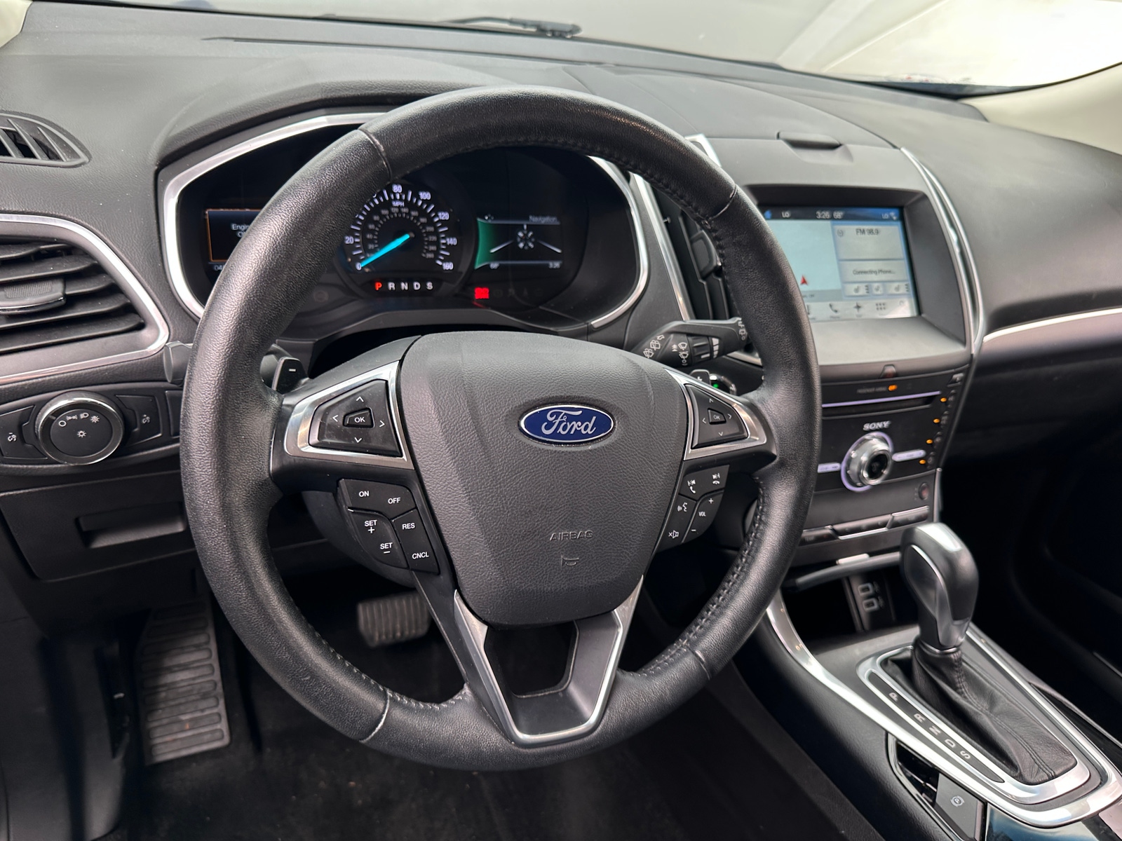 Thumbnail: 2017 Ford Edge - 4