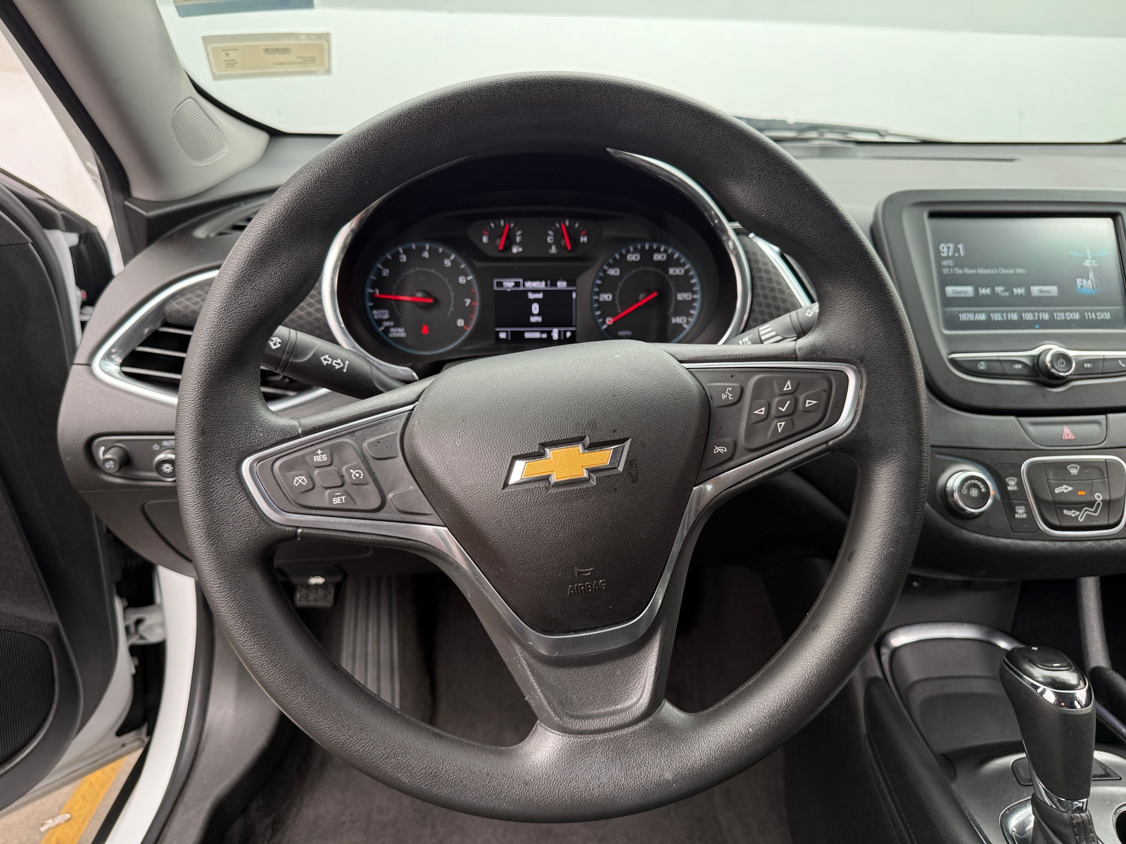 Thumbnail: 2018 Chevrolet Malibu - 5