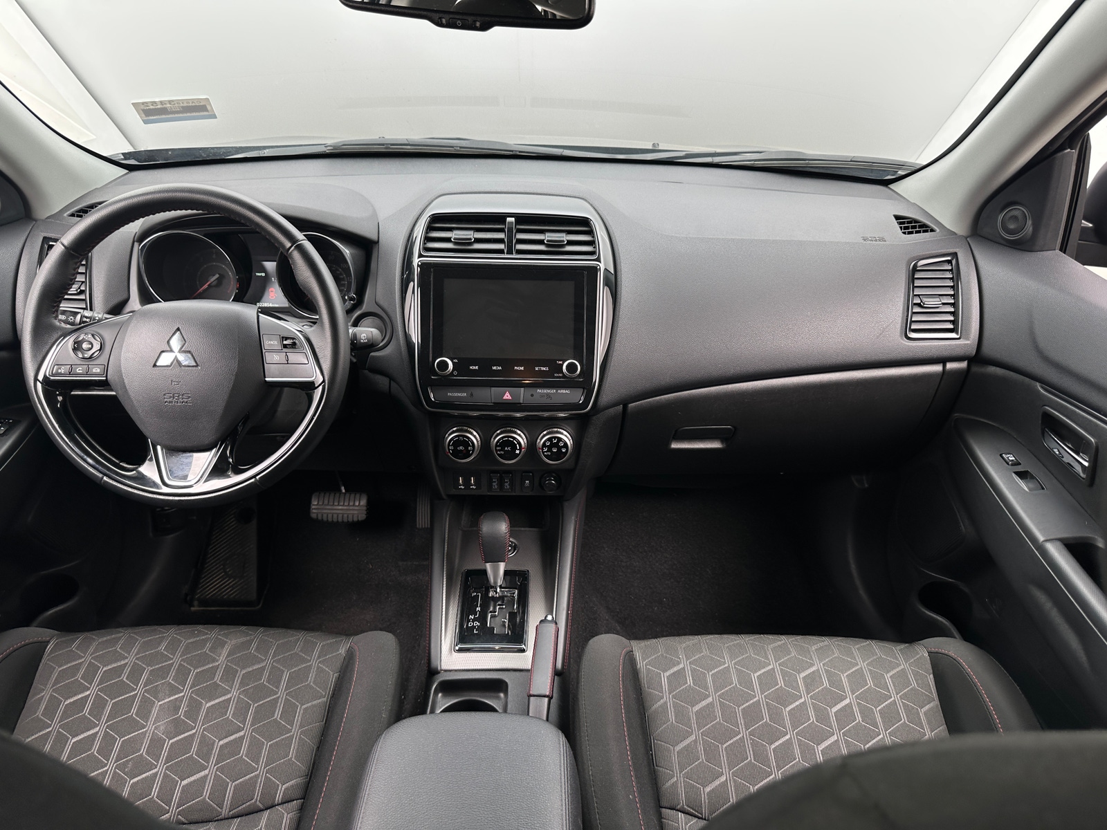 Thumbnail: 2026 Mitsubishi Outlander Sport - 3