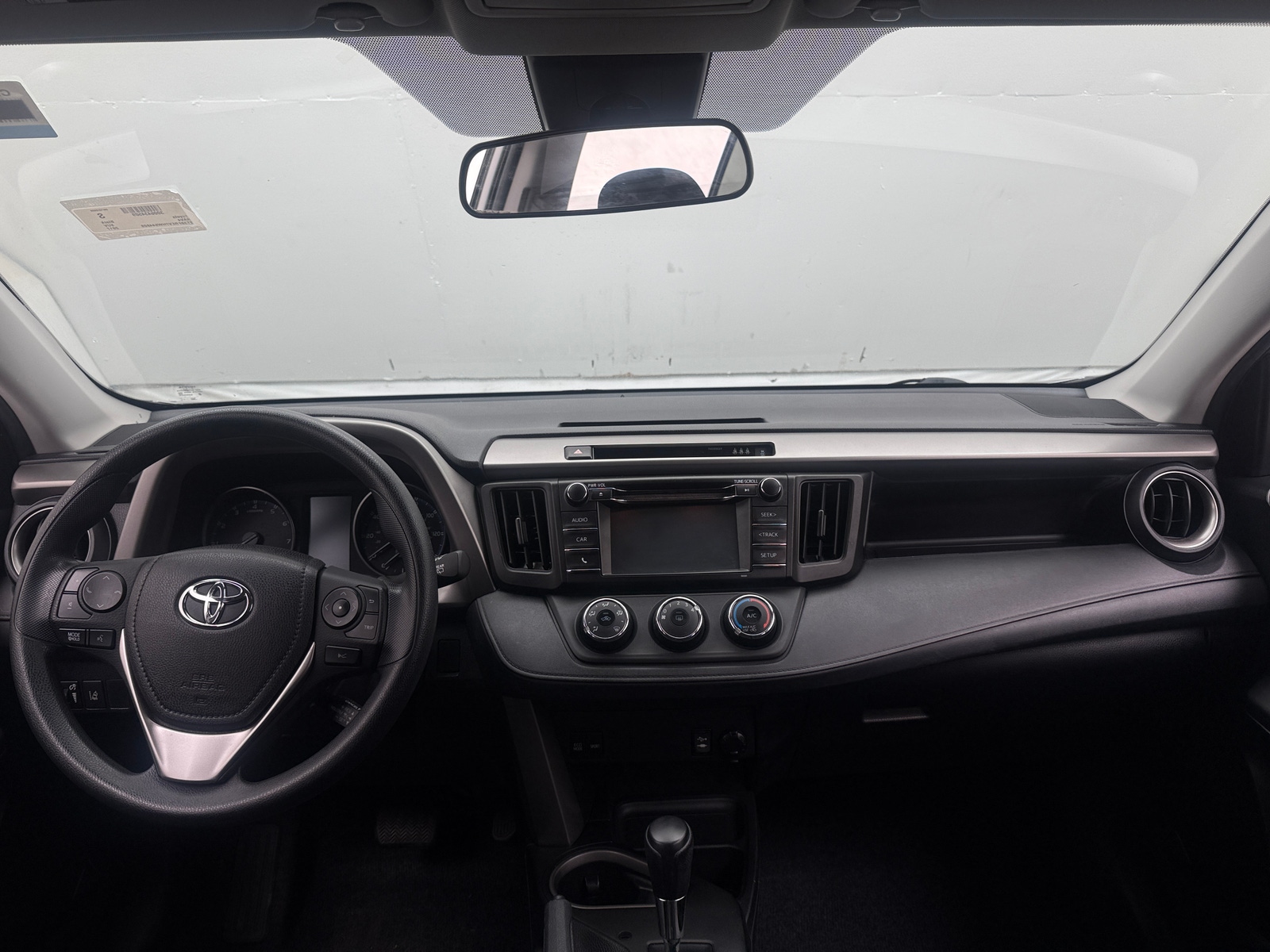 Thumbnail: 2017 Toyota RAV4 - 3