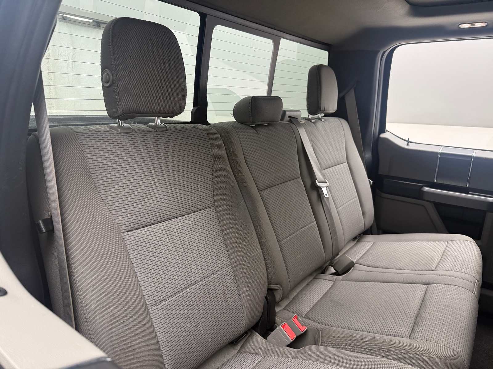 Thumbnail: 2018 Ford Econoline - 6
