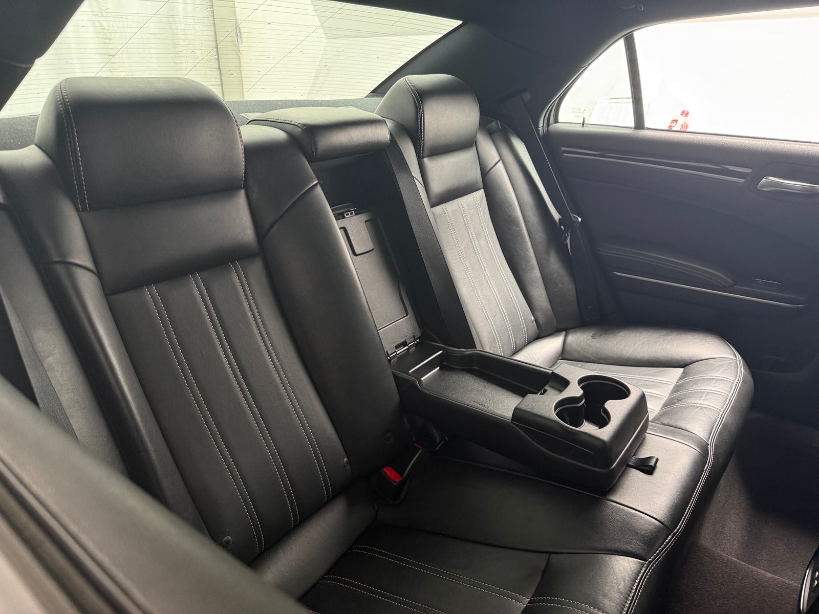 Thumbnail: 2019 Chrysler 300 - 5
