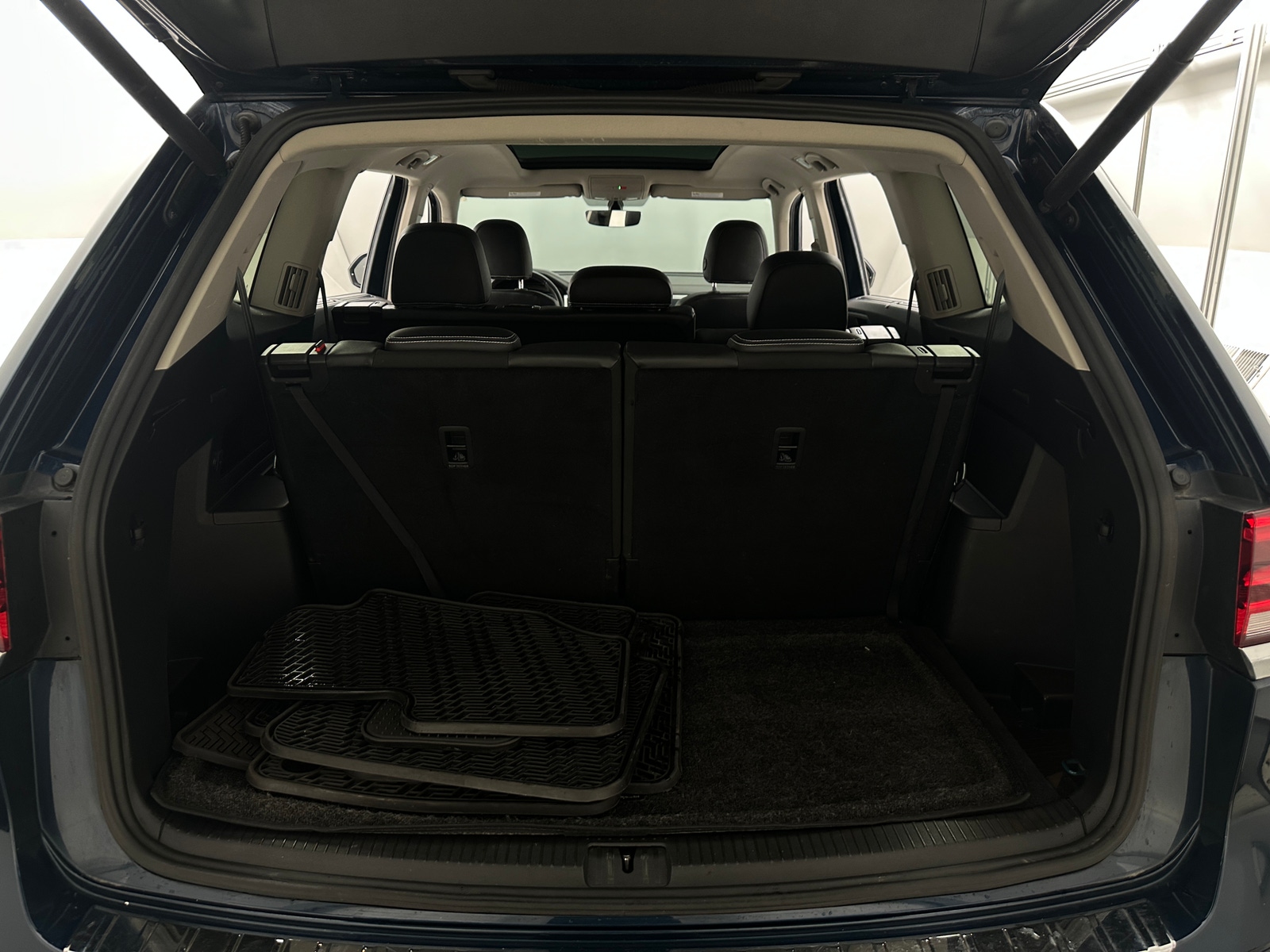 Thumbnail: 2021 Volkswagen Atlas - 6