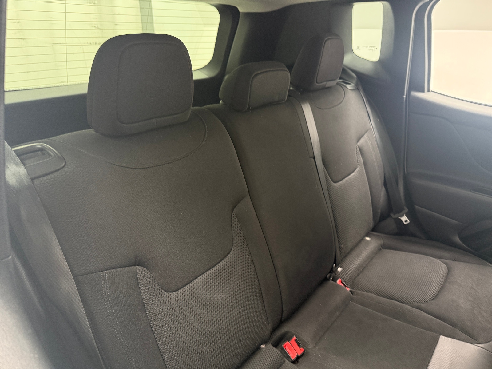 Thumbnail: 2018 Jeep Renegade - 6