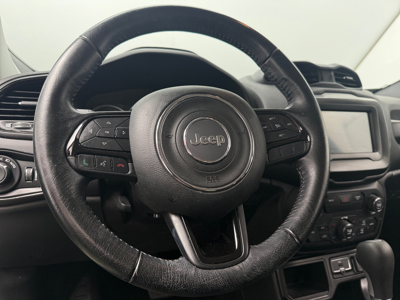 Thumbnail: 2018 Jeep Renegade - 5