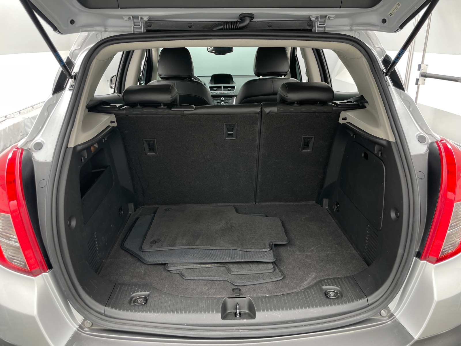 Thumbnail: 2016 Buick Encore - 6