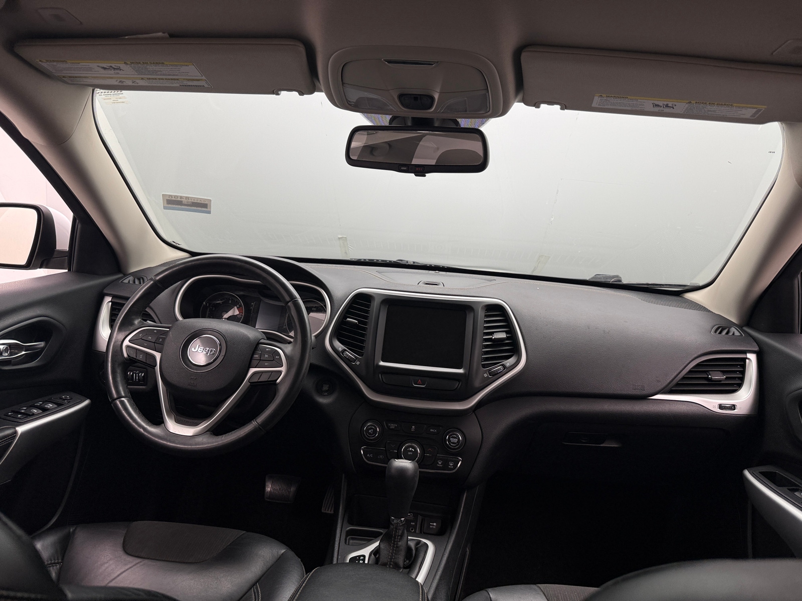 Thumbnail: 2018 Jeep Cherokee - 3