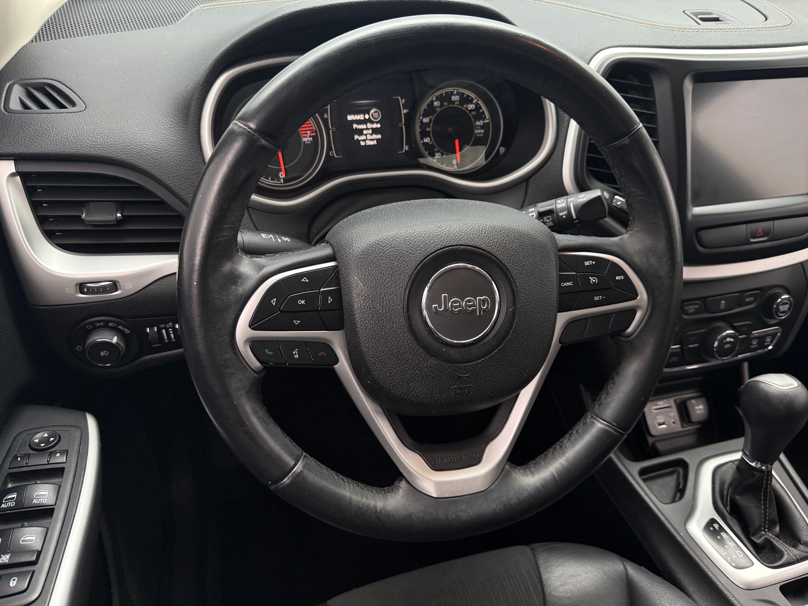Thumbnail: 2018 Jeep Cherokee - 5