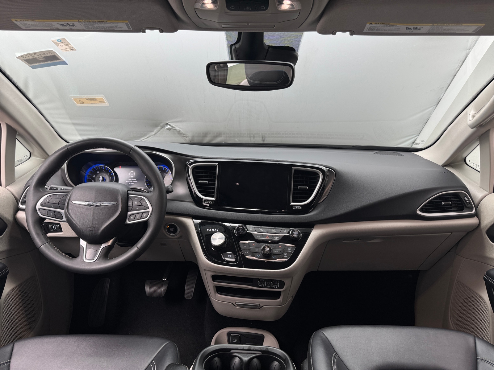 Thumbnail: 2024 Chrysler Pacifica - 2