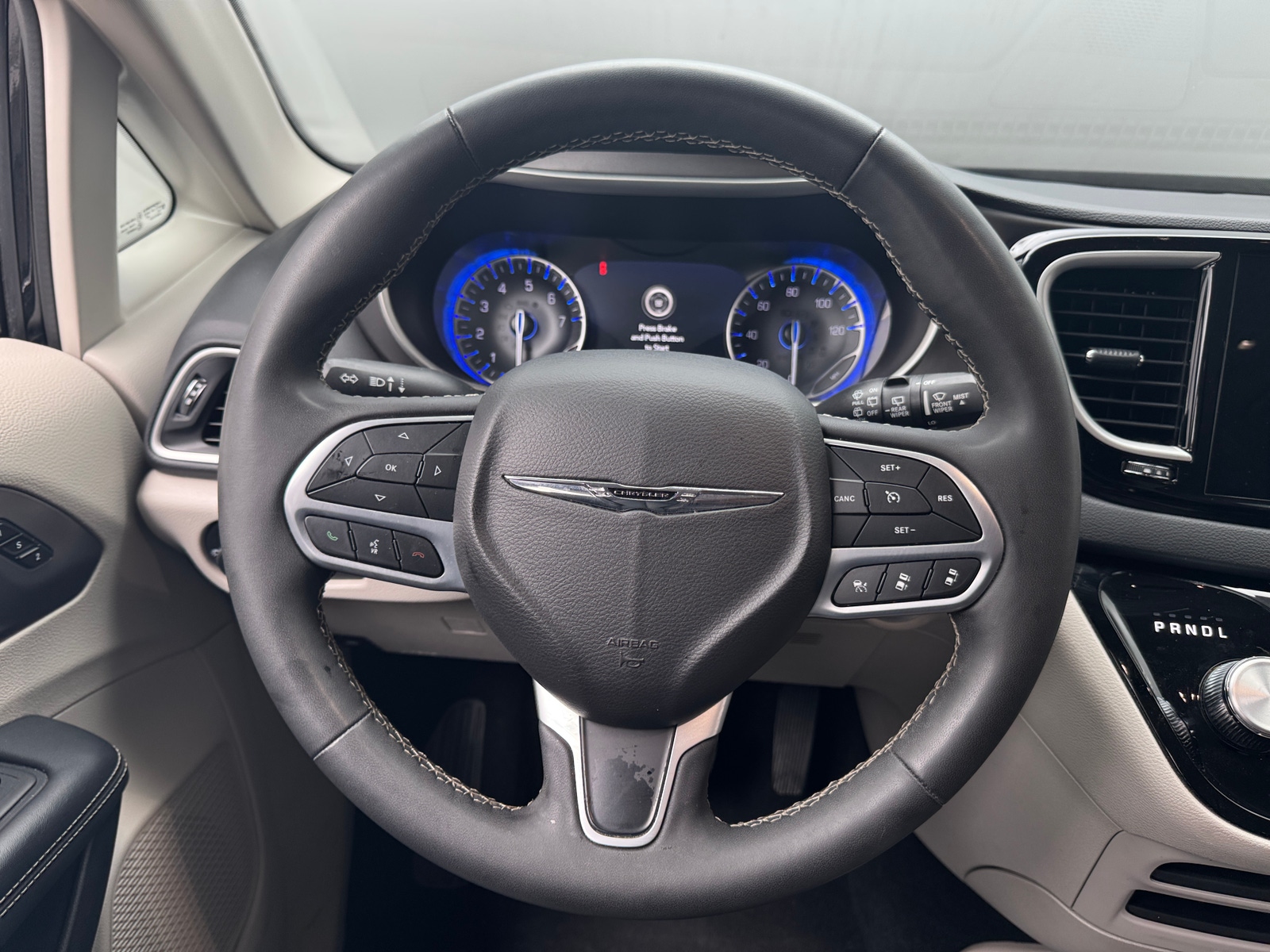 Thumbnail: 2024 Chrysler Pacifica - 4