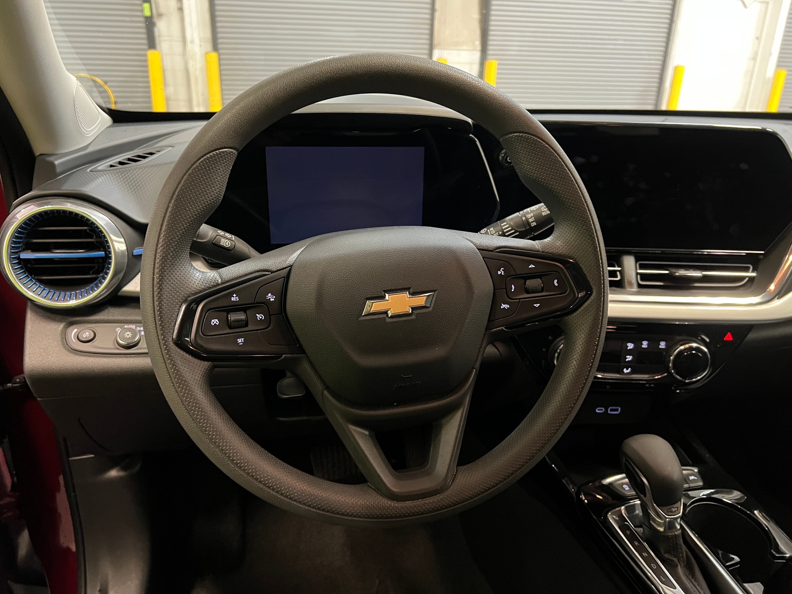 Thumbnail: 2025 Chevrolet Trax - 4