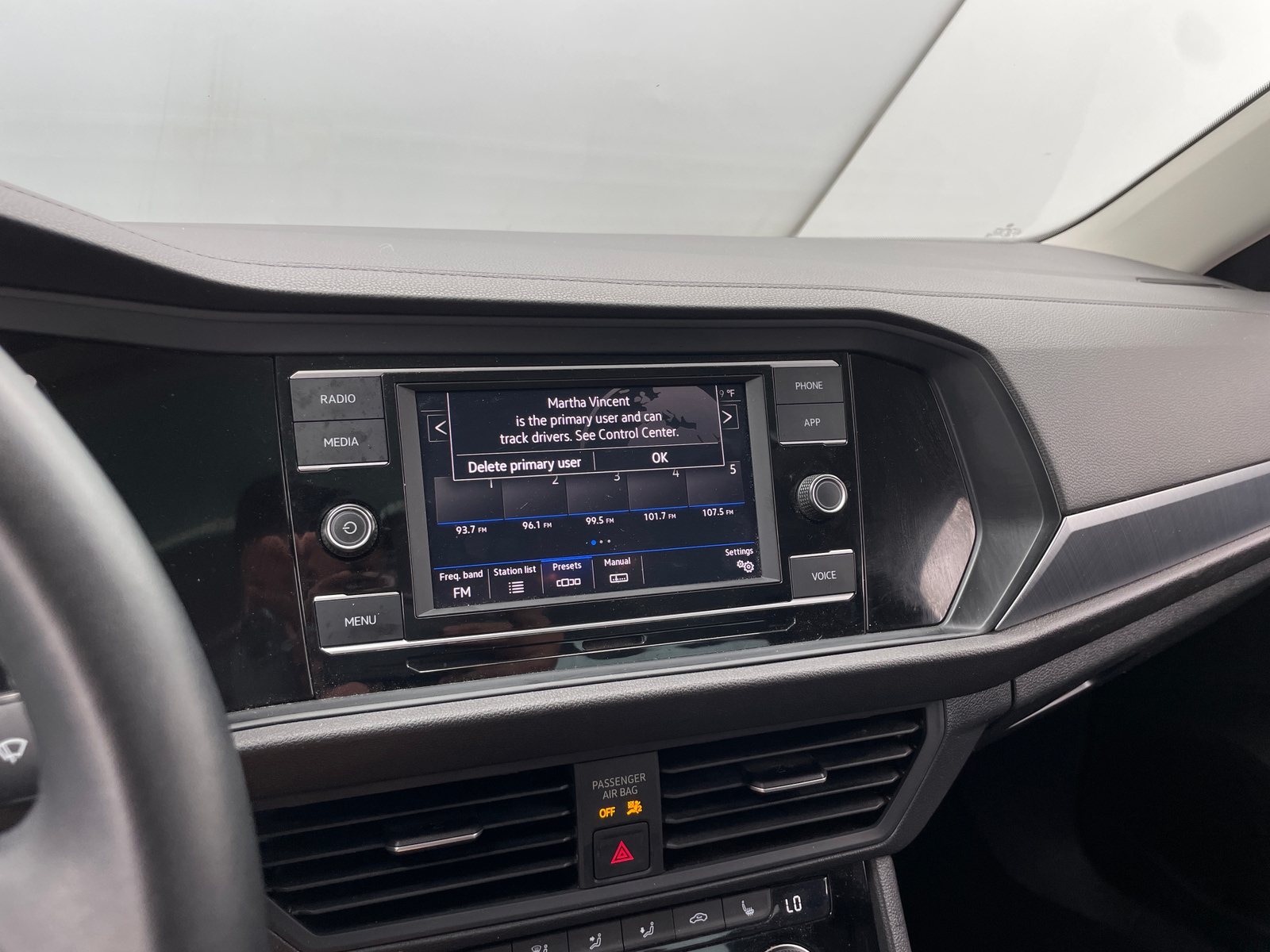 Thumbnail: 2022 Volkswagen Jetta - 4