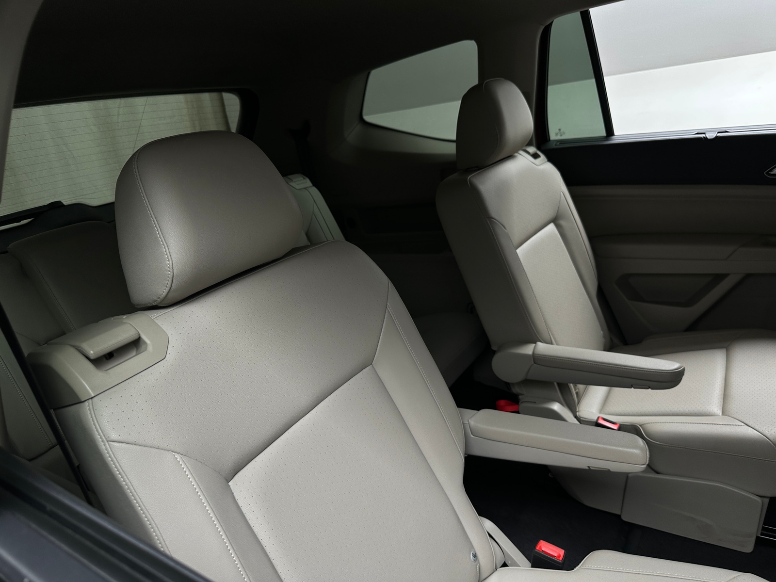 Thumbnail: 2019 Volkswagen Atlas - 5