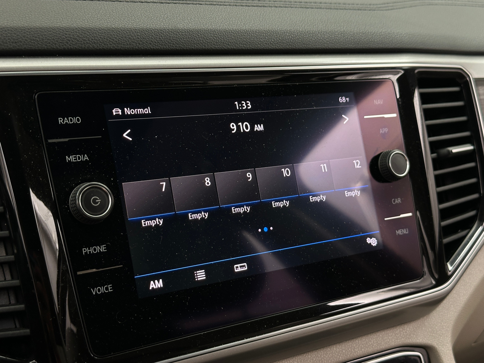 Thumbnail: 2019 Volkswagen Atlas - 3