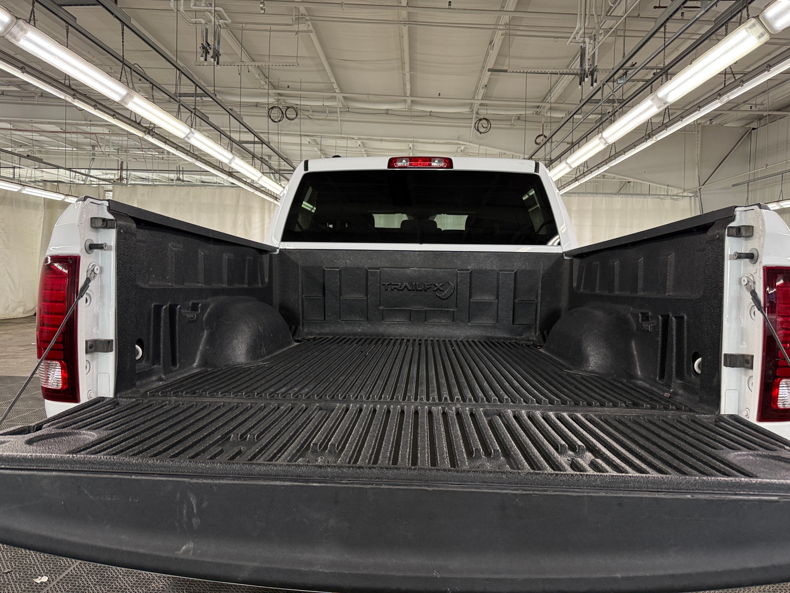 Thumbnail: 2024 RAM 1500 Classic - 7