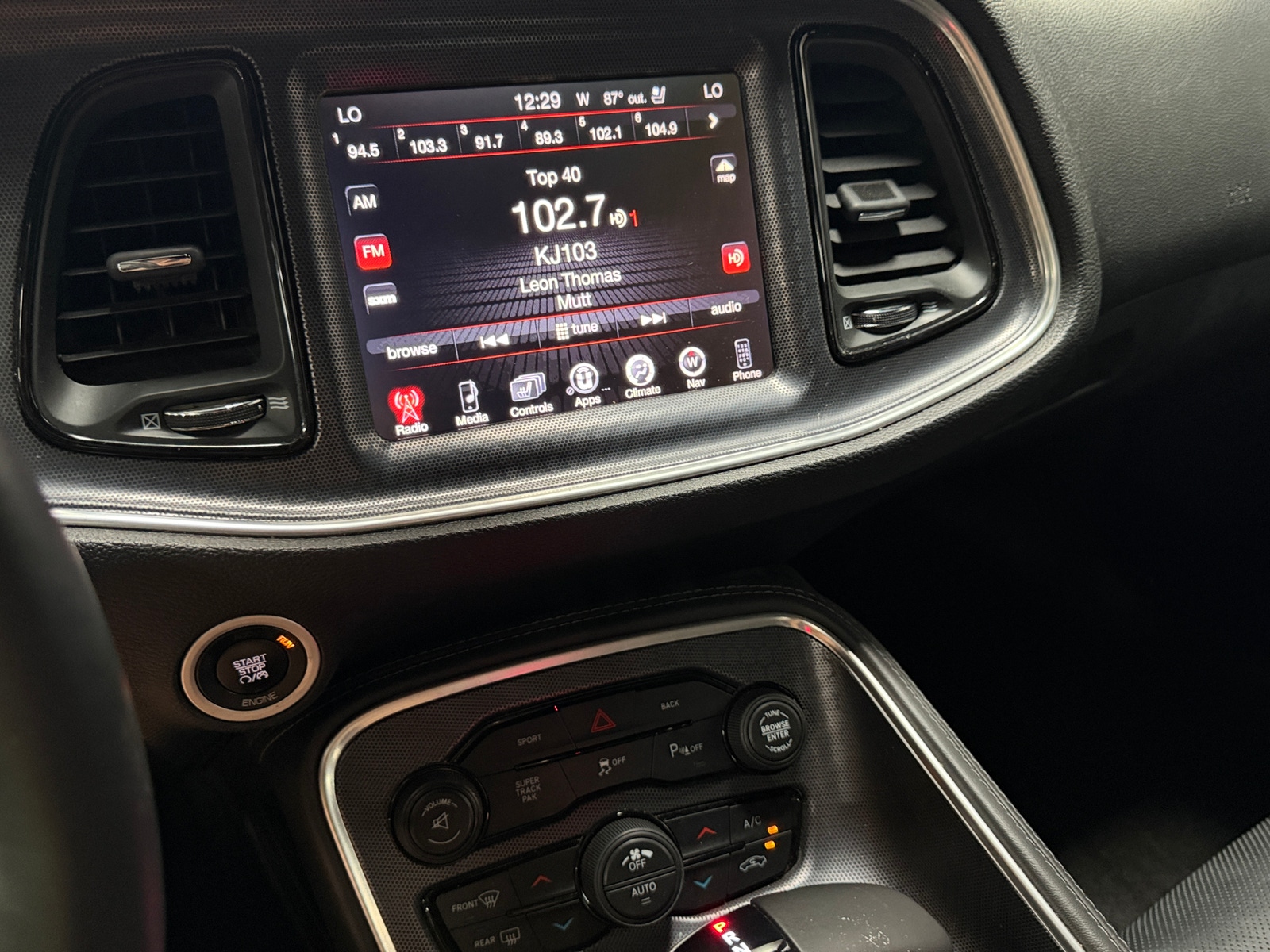 Thumbnail: 2015 Dodge Challenger - 2