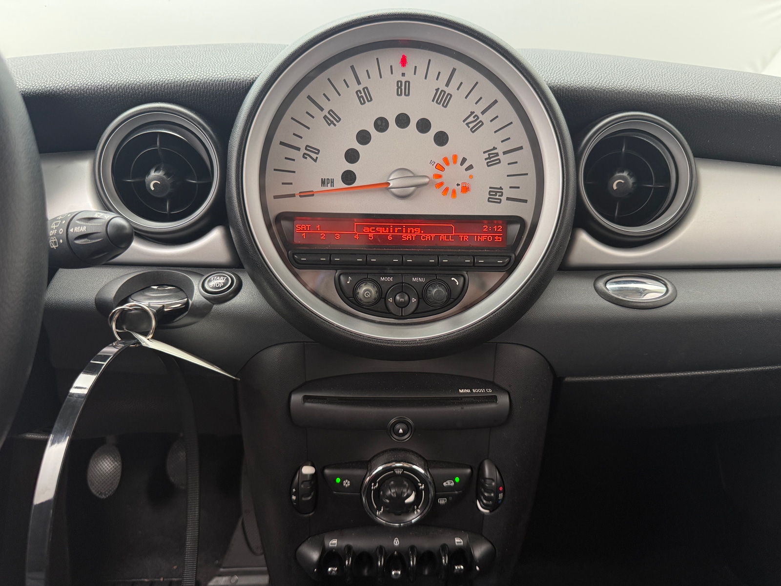 Thumbnail: 2012 MINI Cooper Hardtop - 3