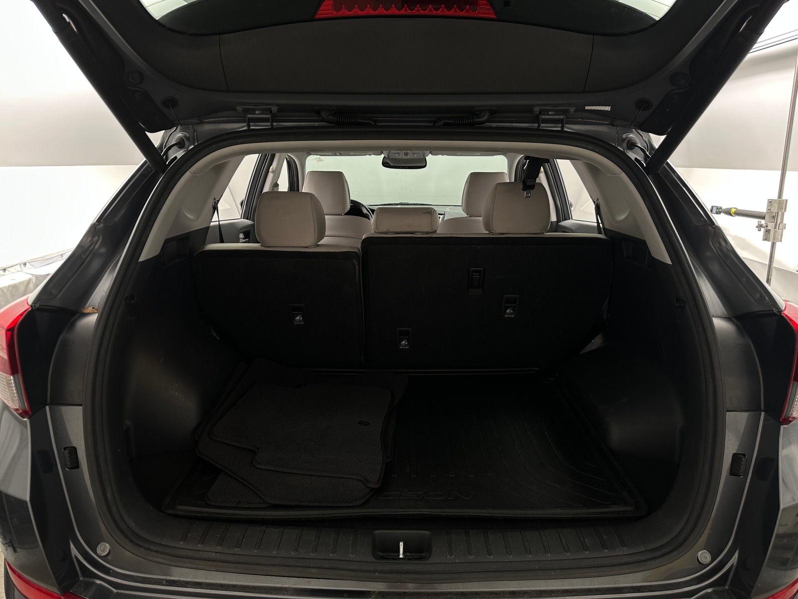 Thumbnail: 2018 Hyundai Tucson - 7