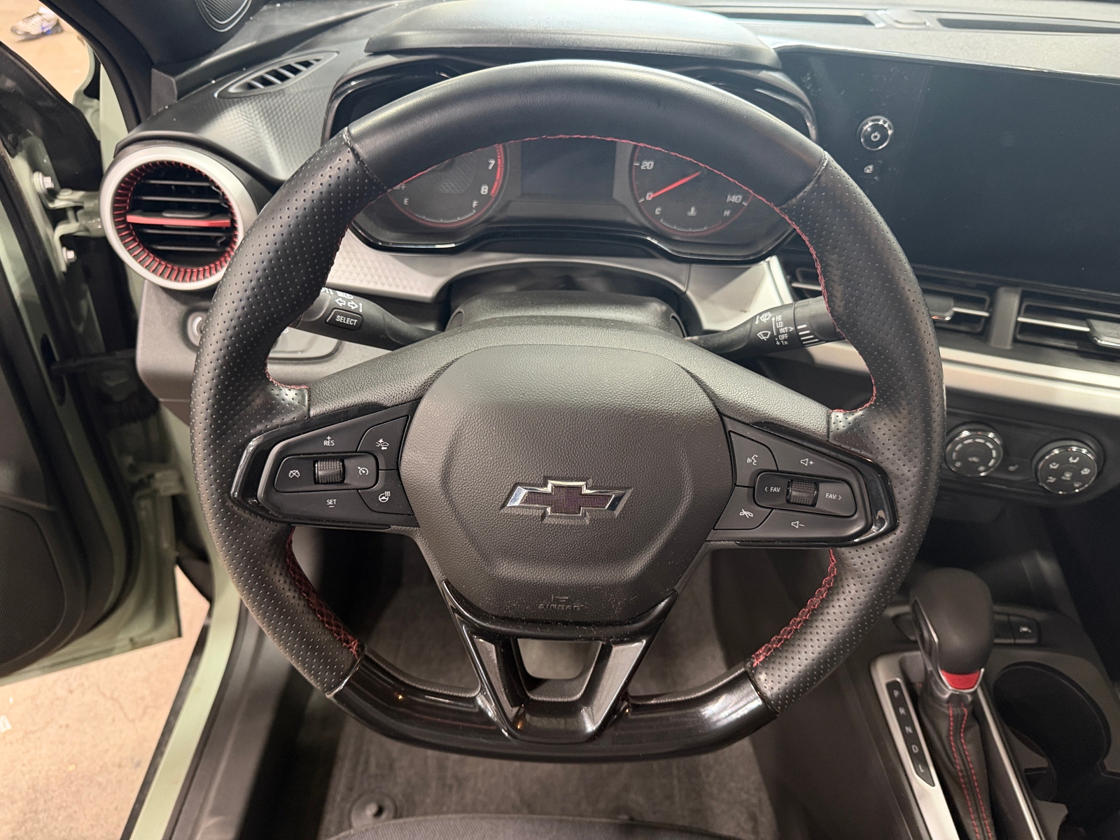 Thumbnail: 2024 Chevrolet Trax - 5