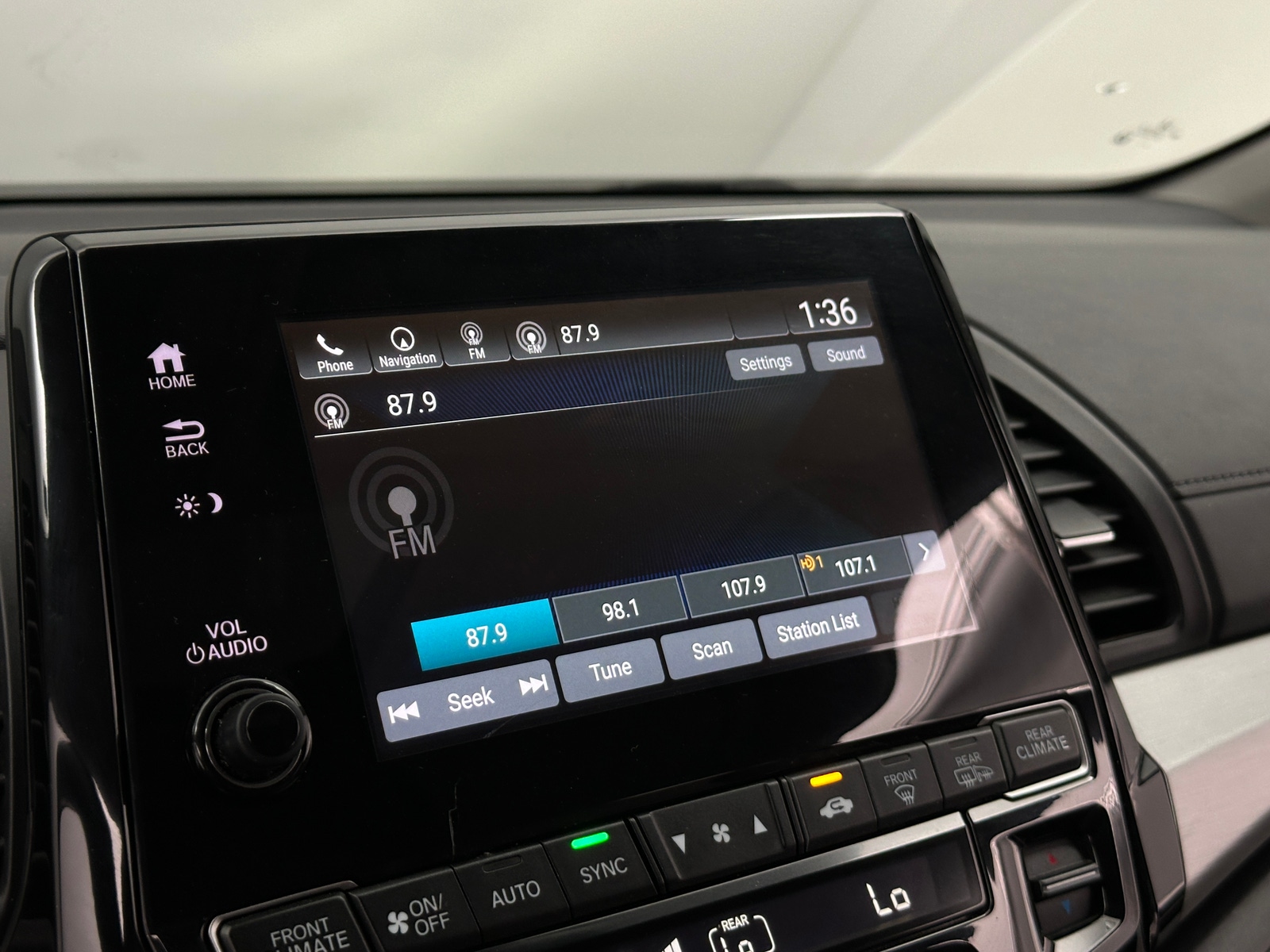 Thumbnail: 2019 Honda Odyssey - 3