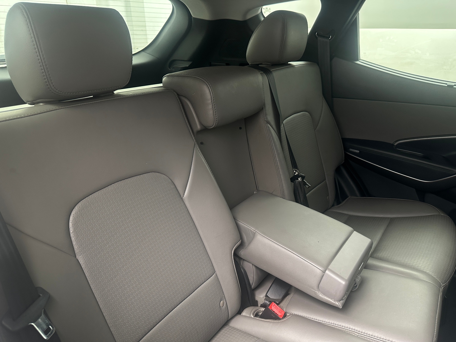 Thumbnail: 2014 Hyundai Santa Fe - 5