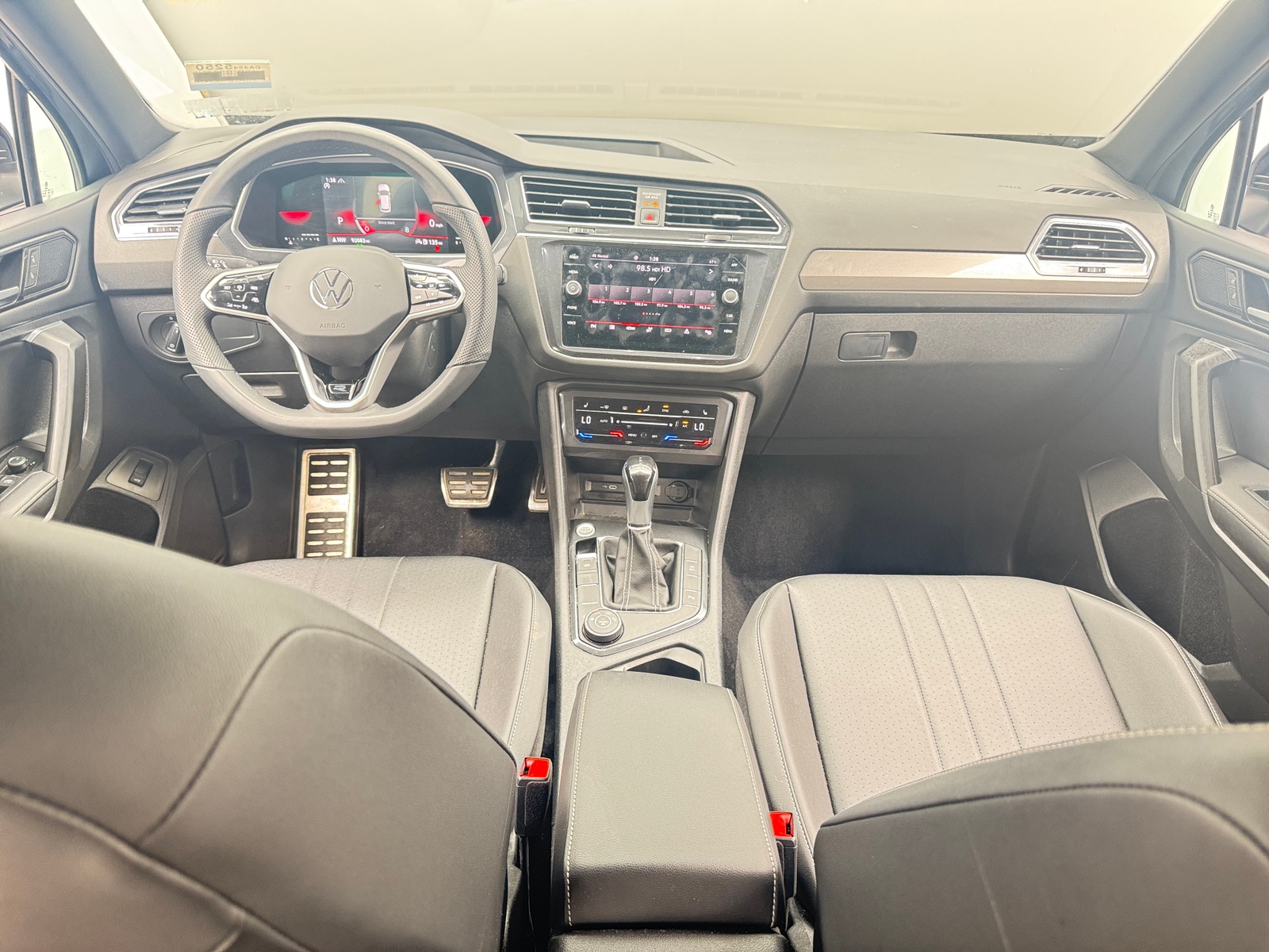Thumbnail: 2022 Volkswagen Tiguan - 2
