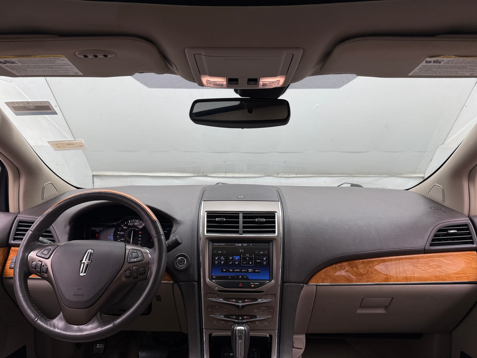 Thumbnail: 2015 Lincoln MKX - 2