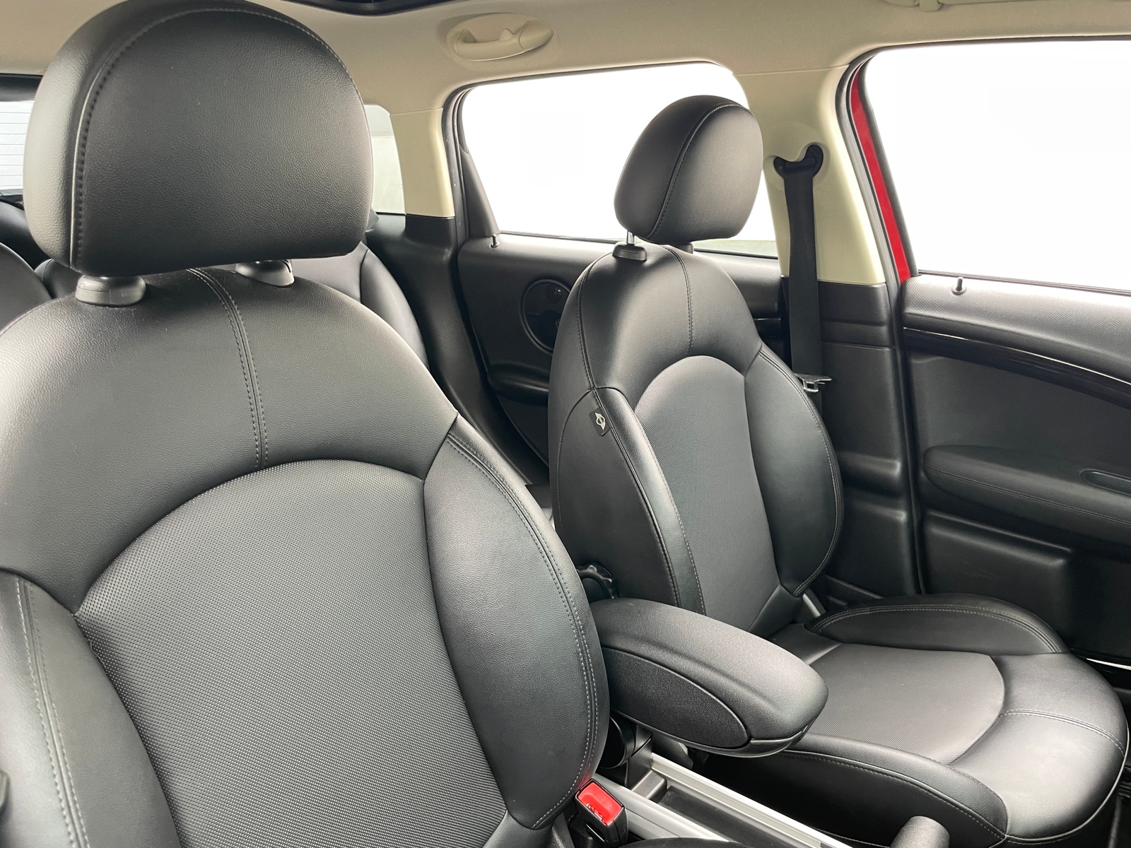 Thumbnail: 2015 MINI Cooper Countryman - 2