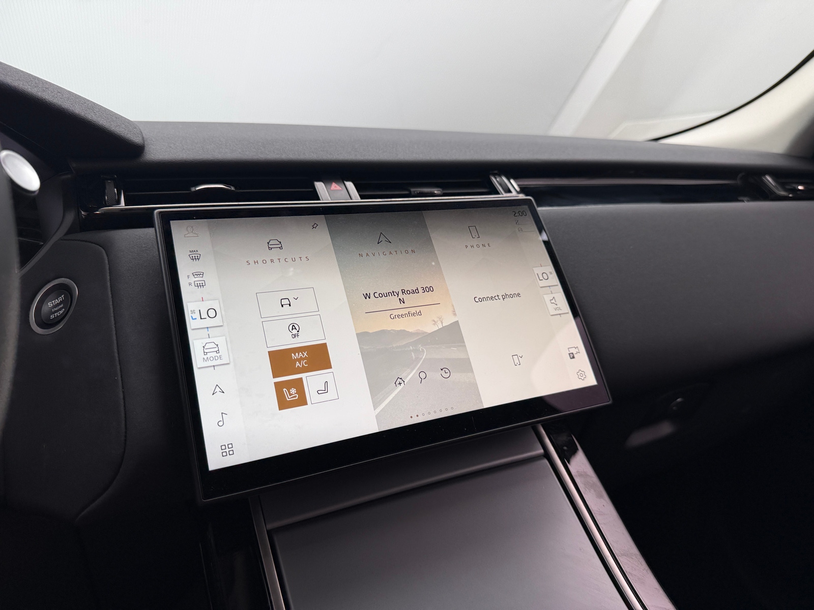 Thumbnail: 2024 Land Rover Range Rover Velar - 3