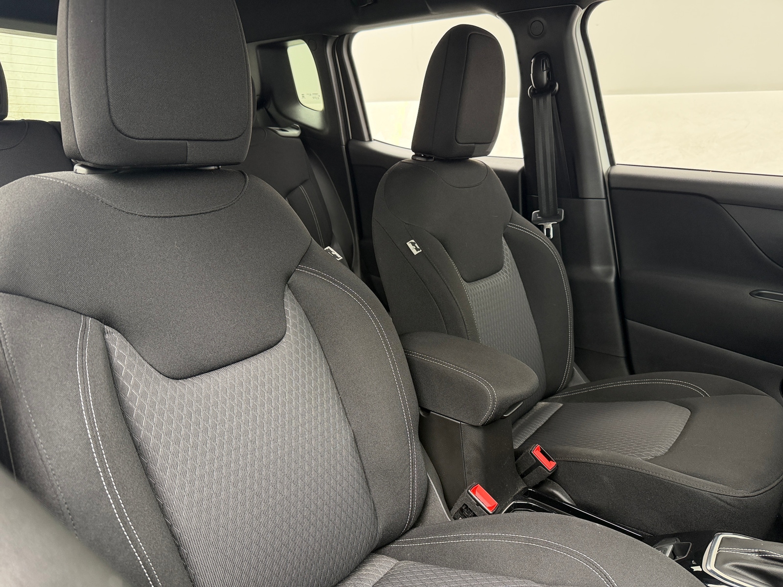 Thumbnail: 2021 Jeep Renegade - 2