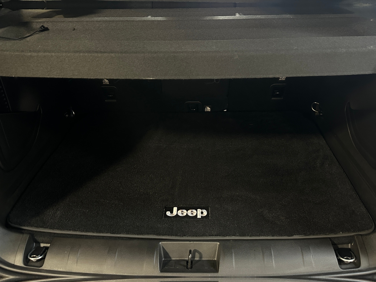 Thumbnail: 2021 Jeep Renegade - 7