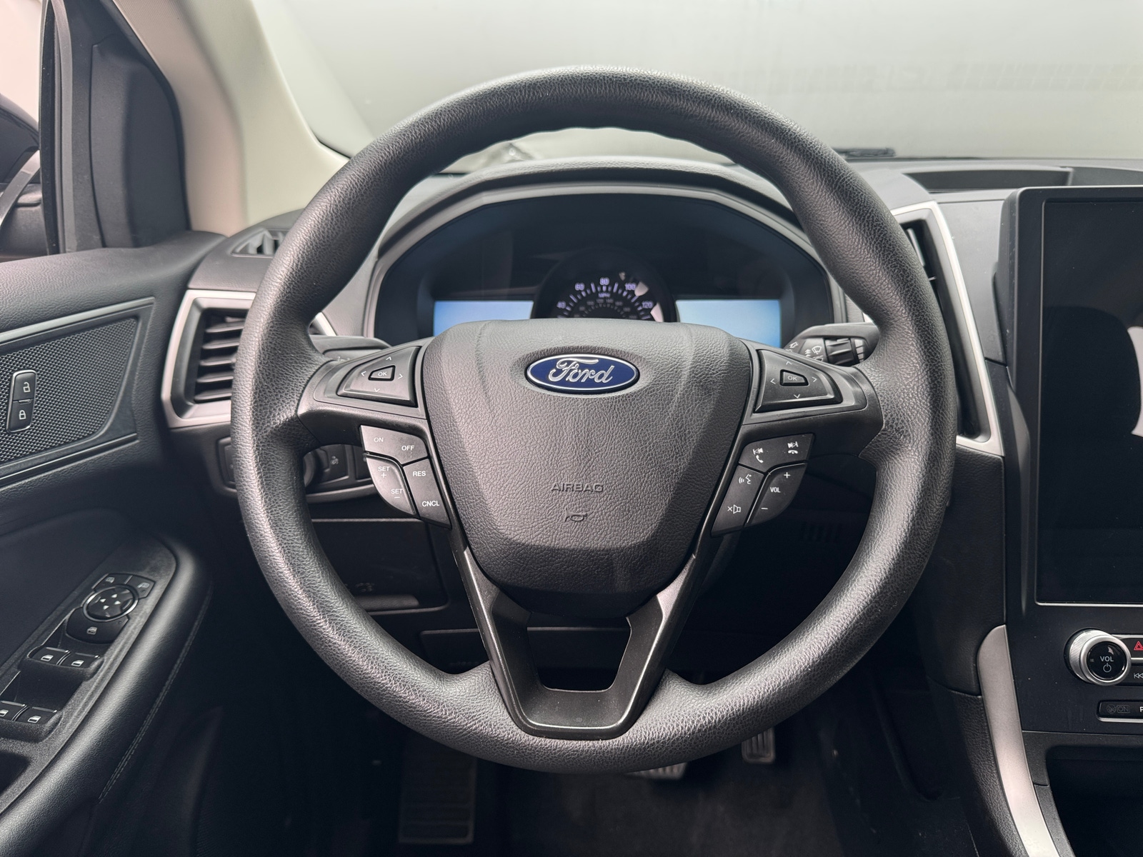 Thumbnail: 2022 Ford Edge - 5