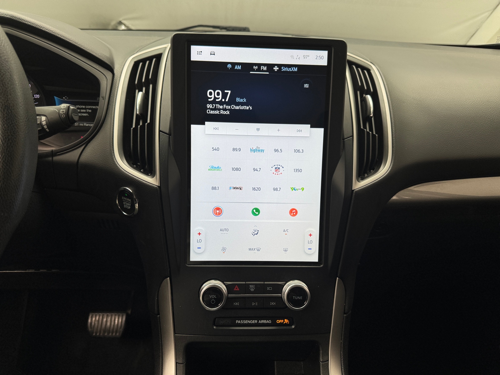 Thumbnail: 2022 Ford Edge - 4