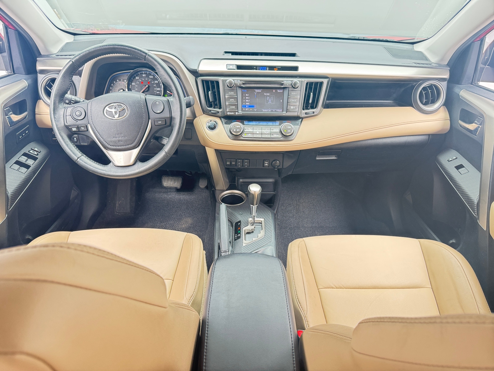 Thumbnail: 2015 Toyota RAV4 - 2