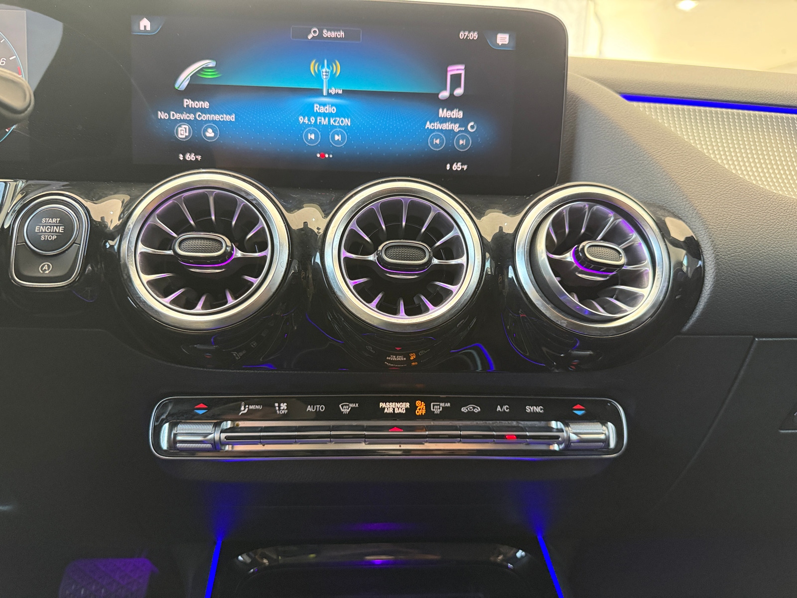 Thumbnail: 2023 Mercedes-Benz GLA - 3