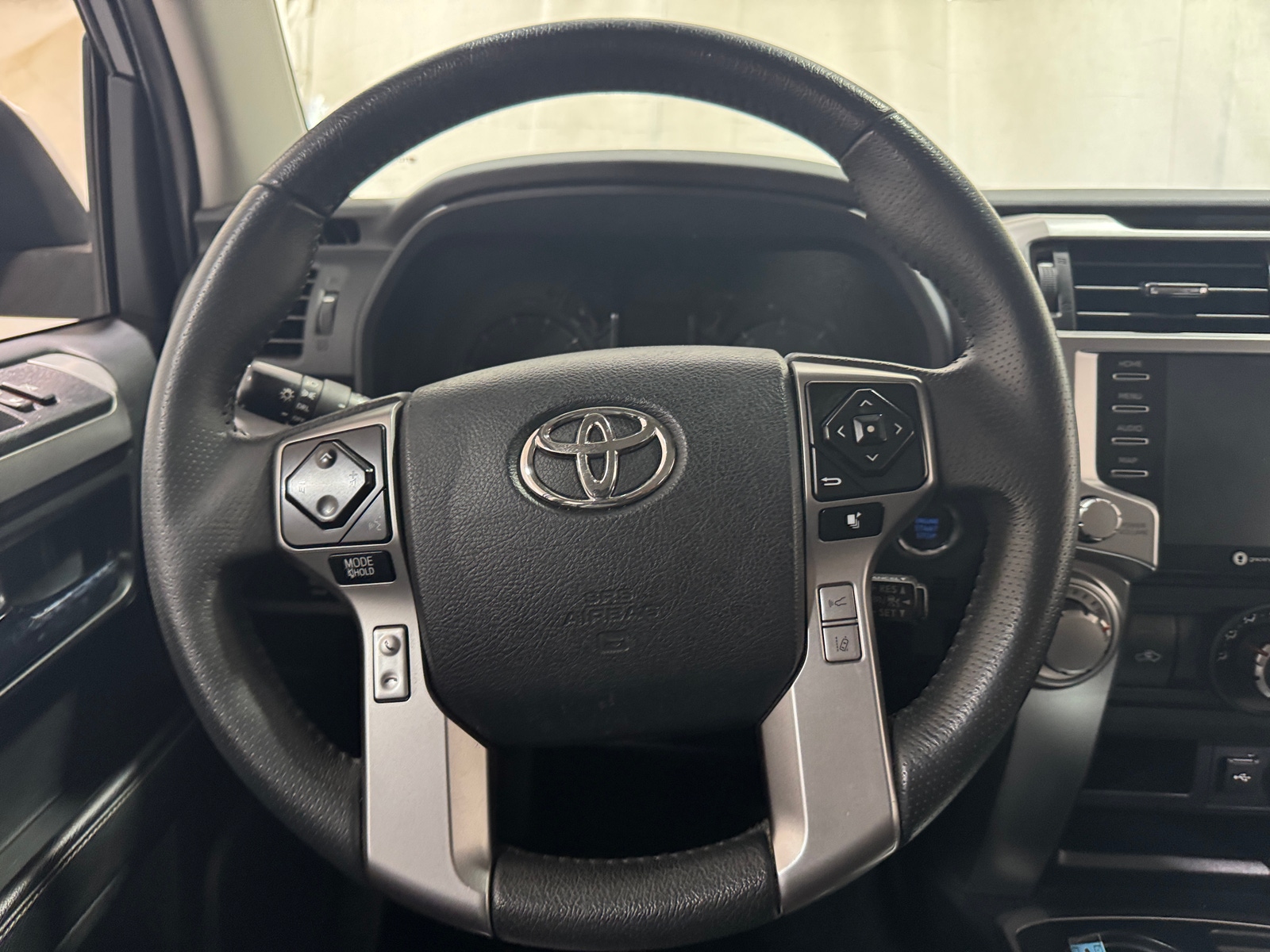 Thumbnail: 2022 Toyota 4Runner - 5