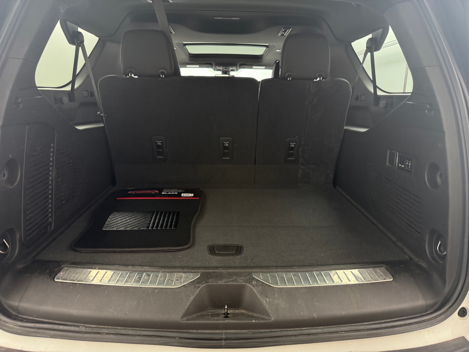 Thumbnail: 2021 GMC Yukon XL - 6
