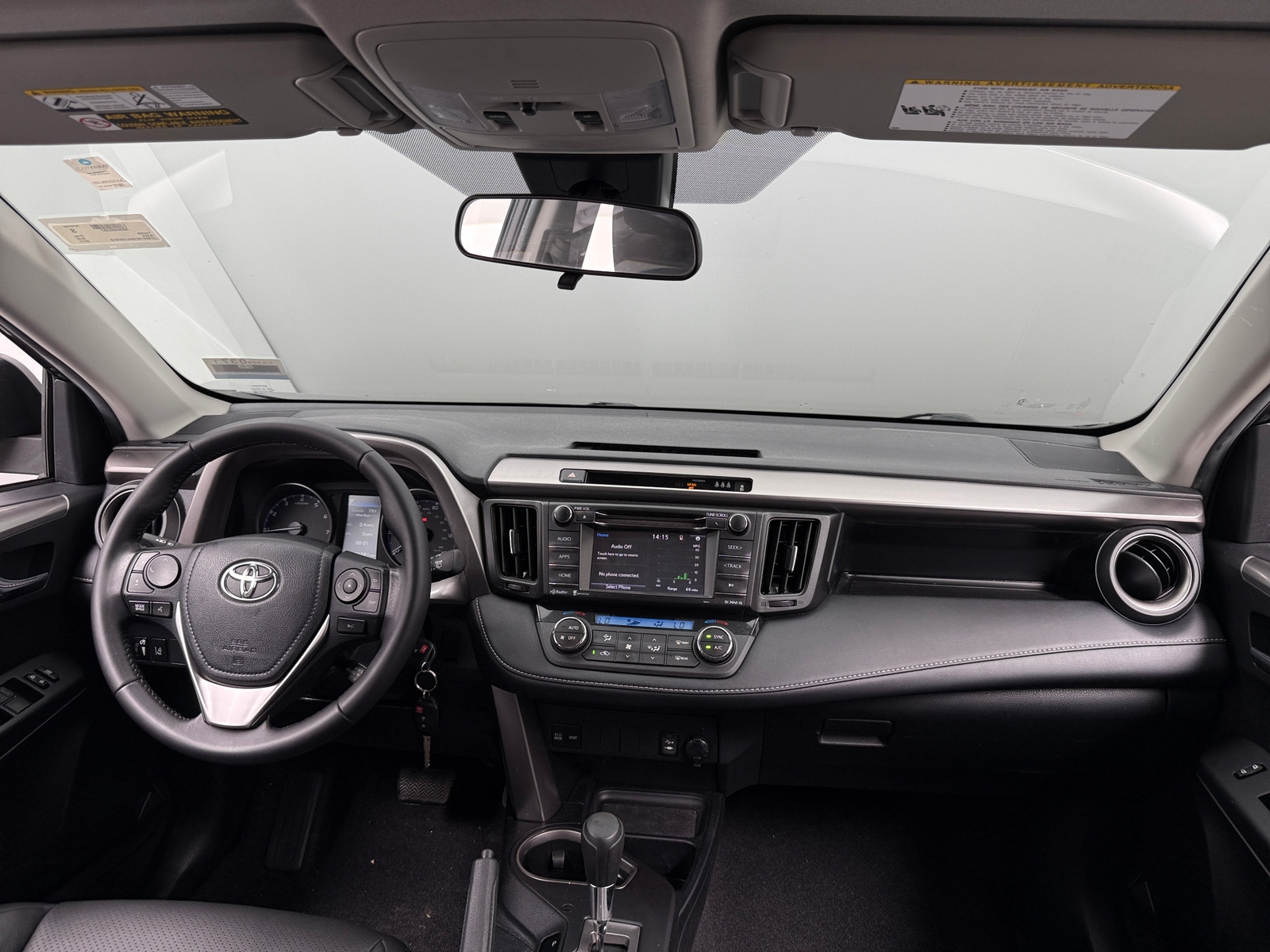 Thumbnail: 2017 Toyota RAV4 - 3