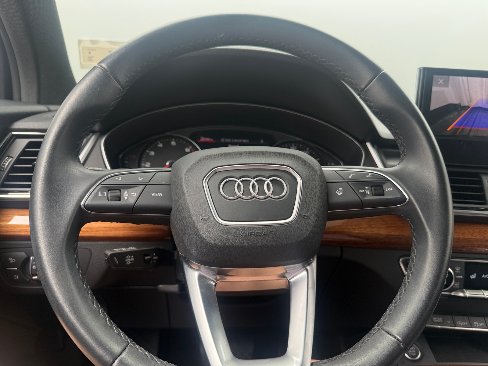Thumbnail: 2023 Audi Q5 - 4