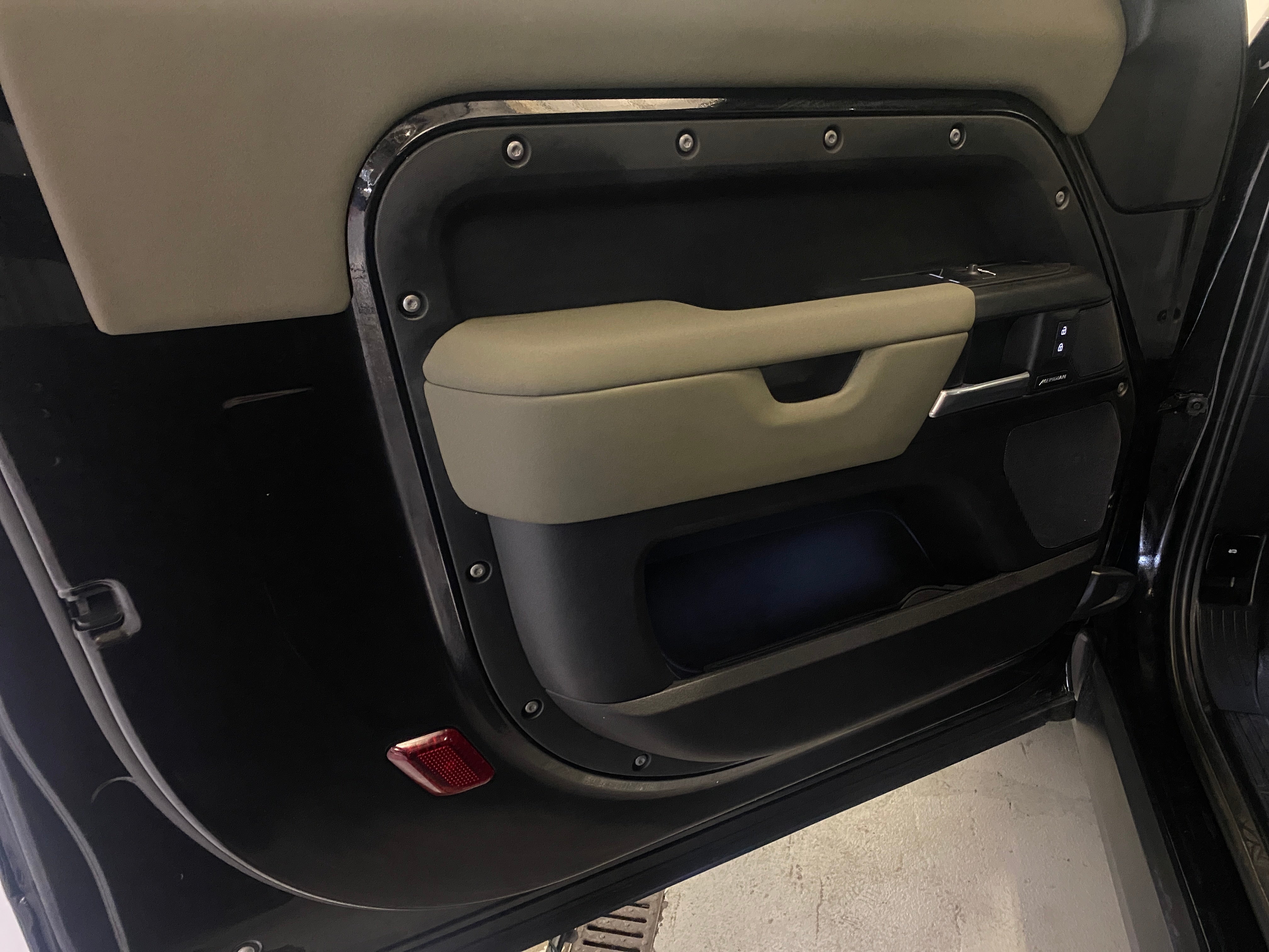2025 Land Rover Defender