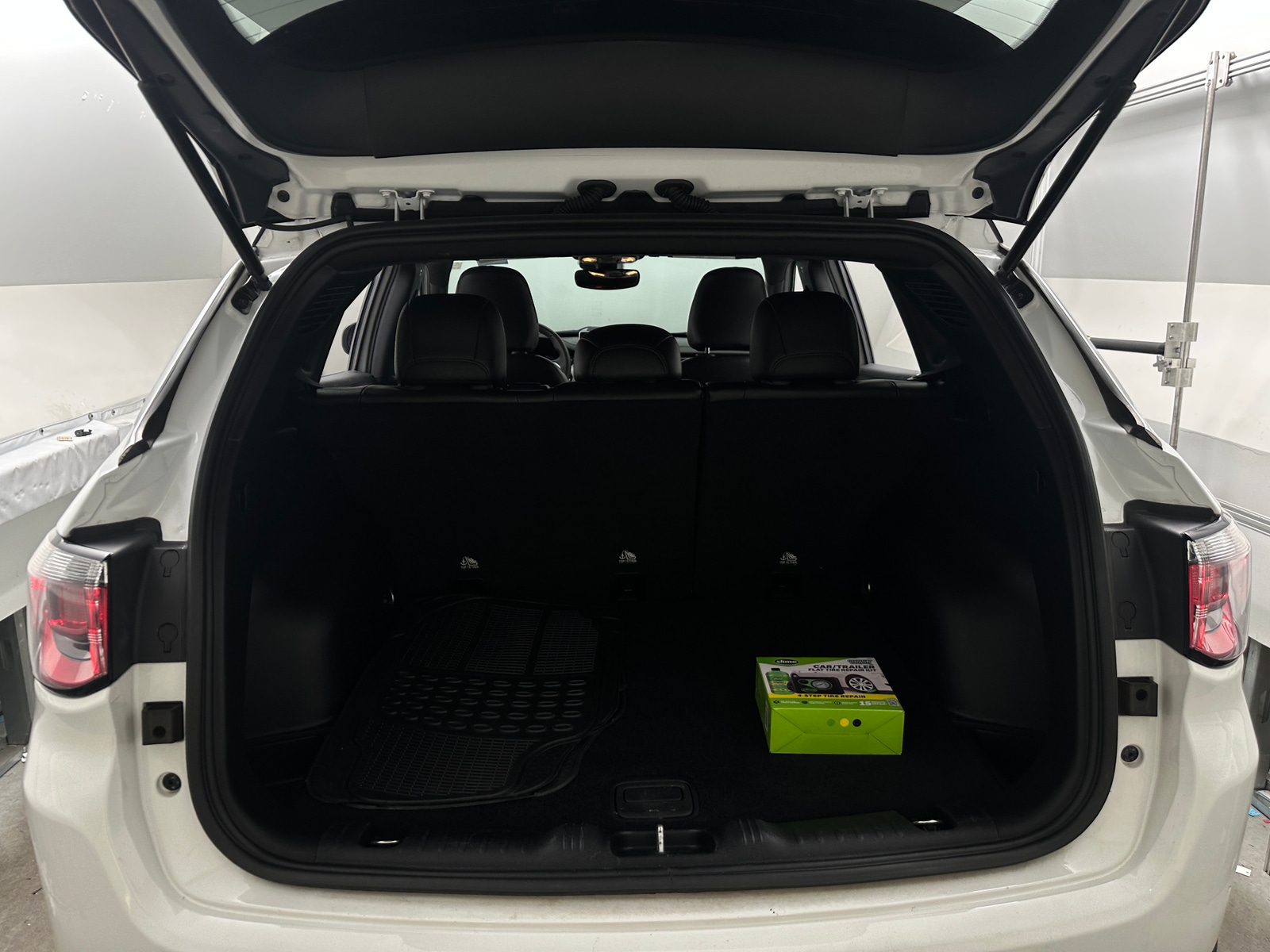 Thumbnail: 2024 Jeep Compass - 6