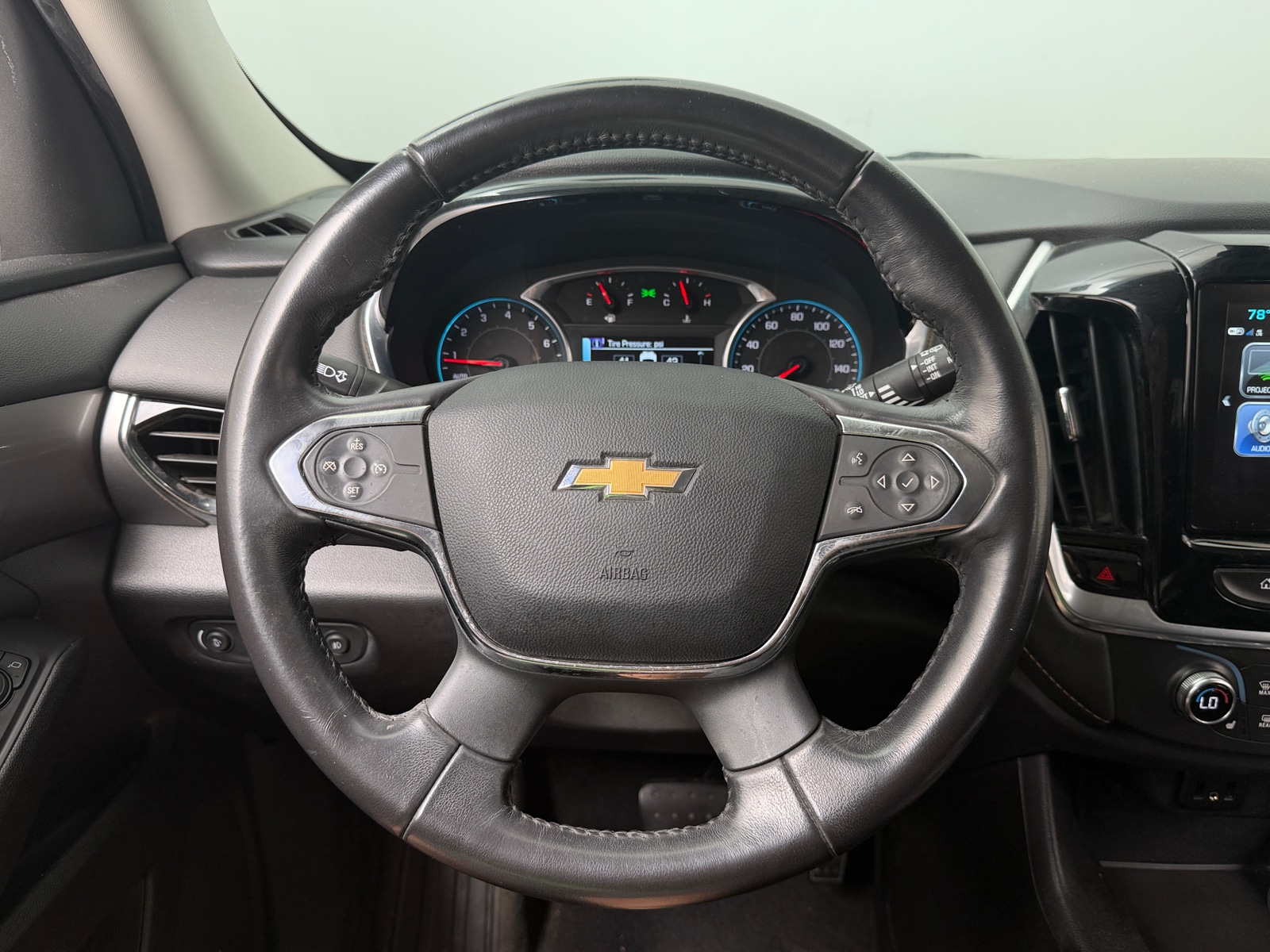 Thumbnail: 2019 Chevrolet Traverse - 4
