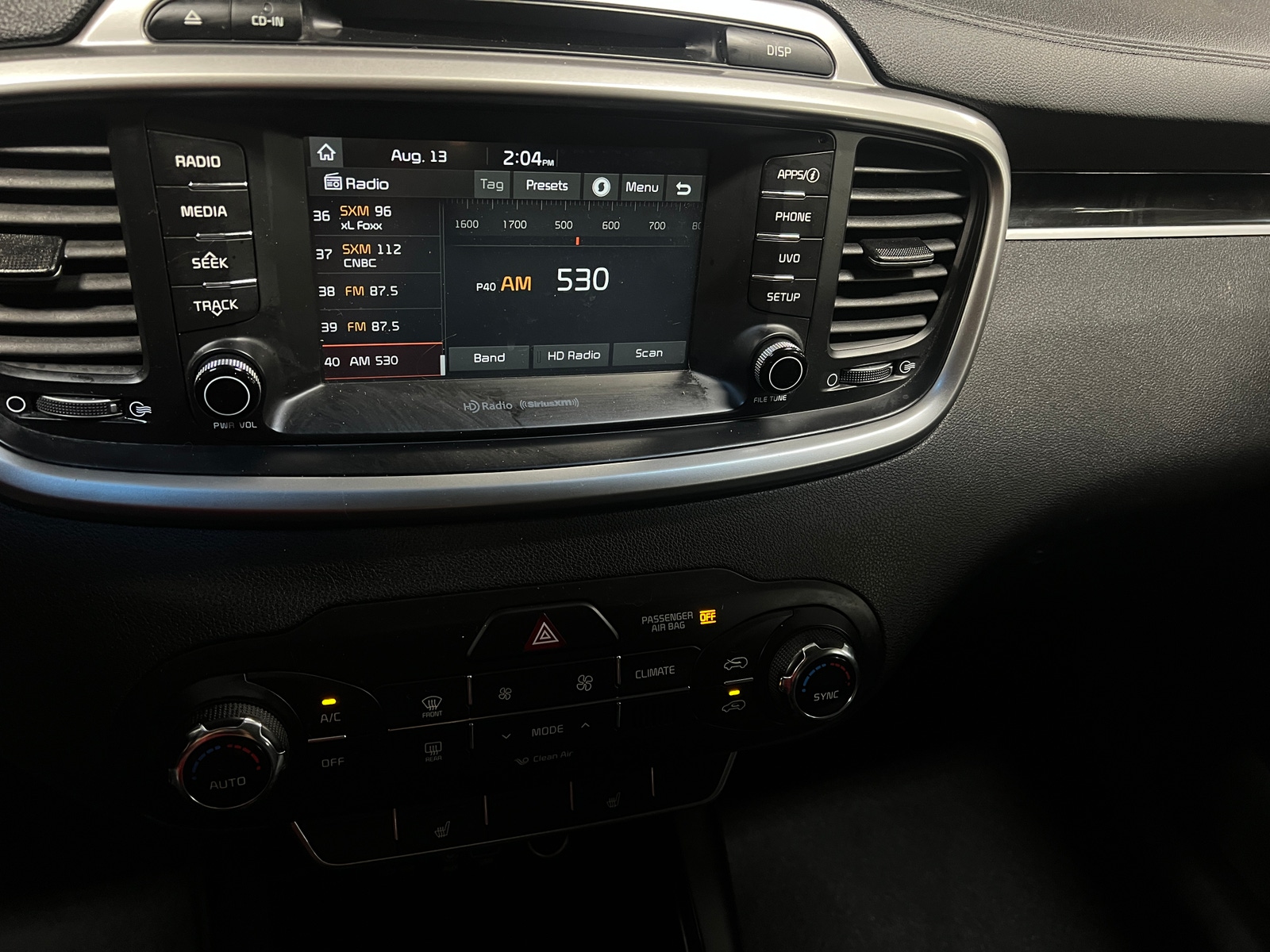 Thumbnail: 2017 Kia Sorento - 4