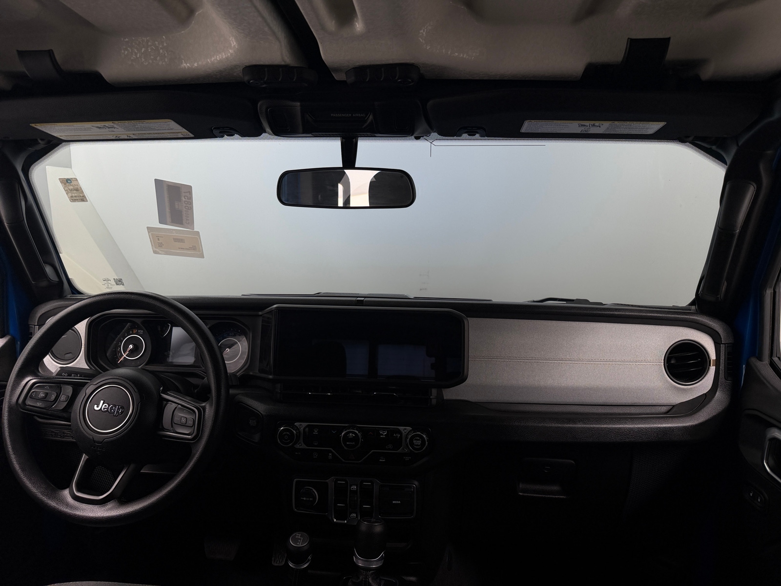 Thumbnail: 2025 Jeep Gladiator - 3