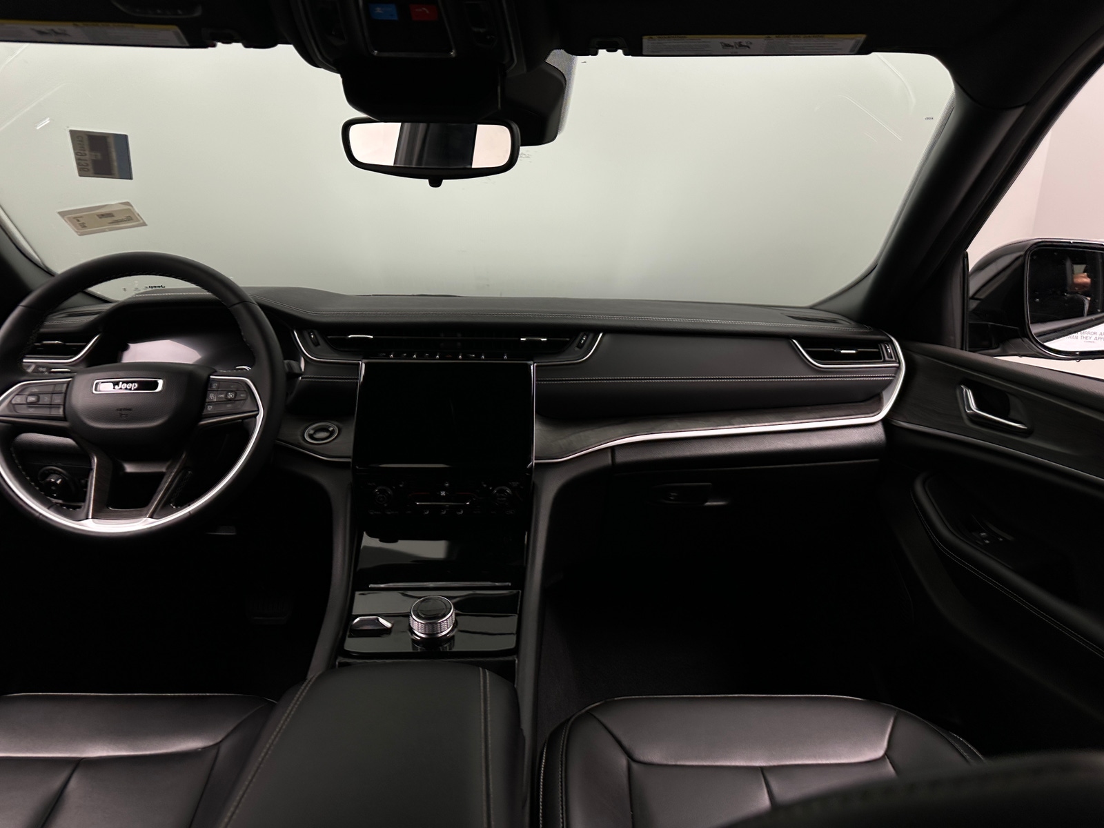 Thumbnail: 2024 Jeep Grand Cherokee L - 2