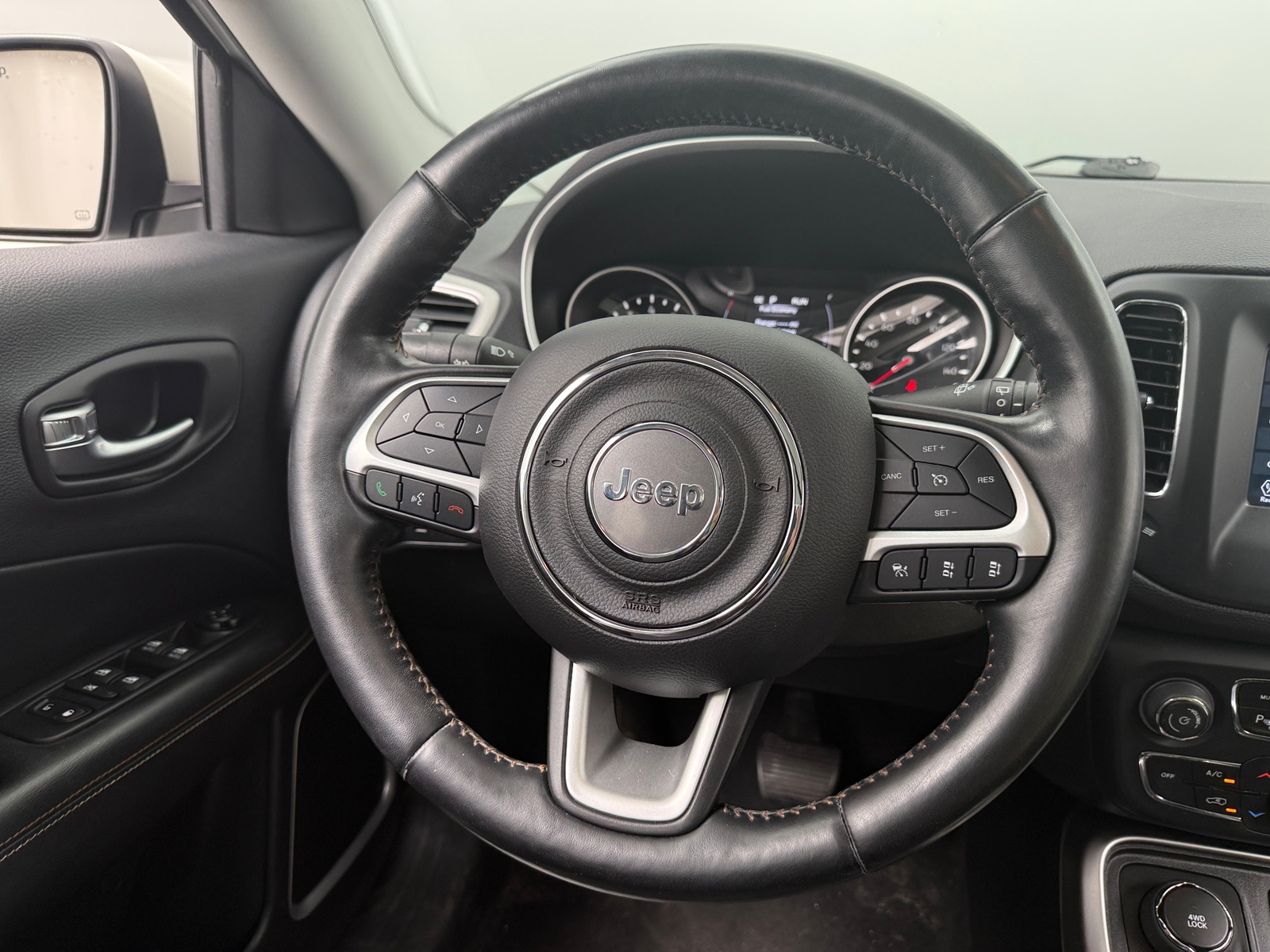 Thumbnail: 2020 Jeep Compass - 5