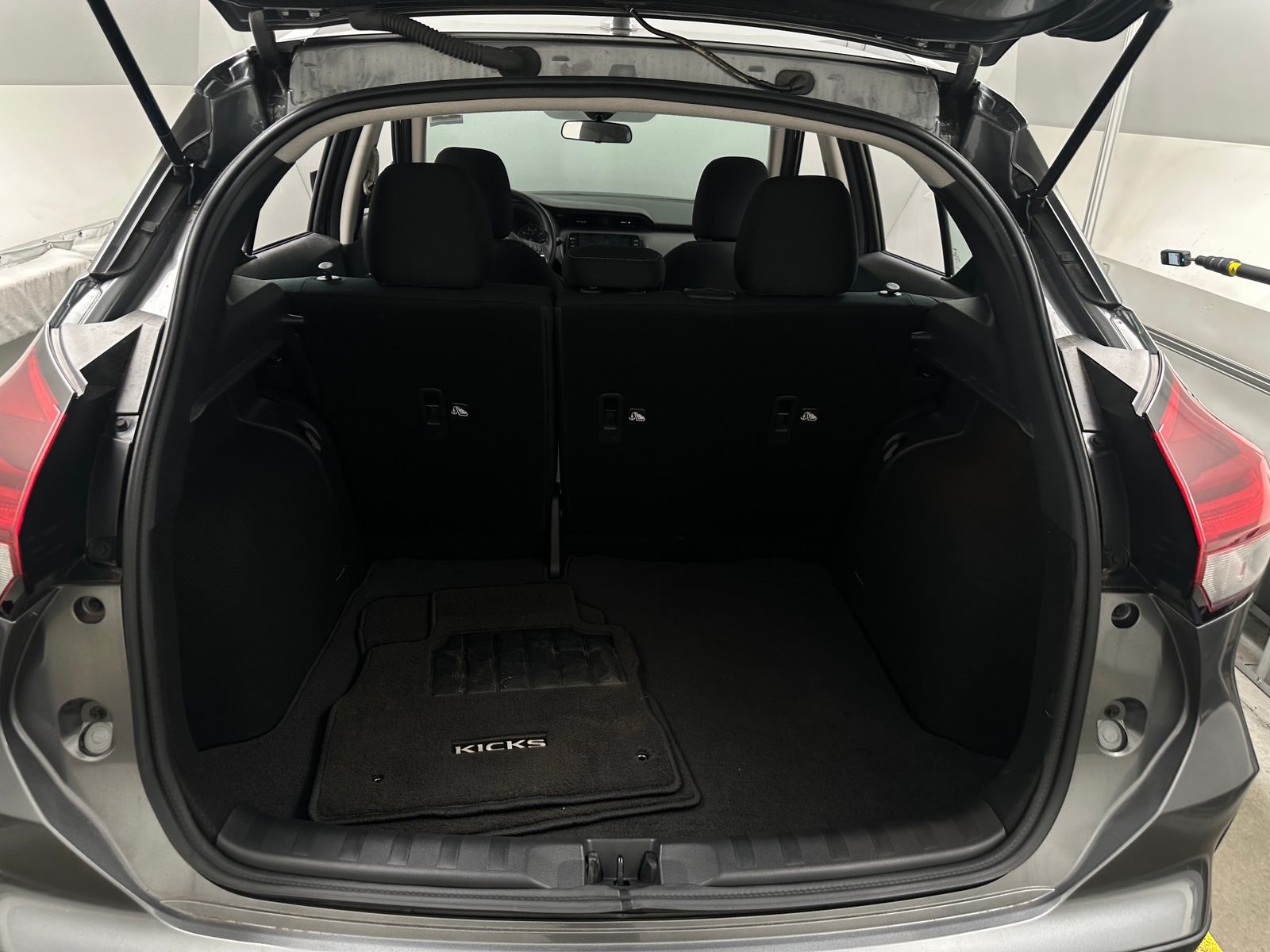 Thumbnail: 2024 Nissan Kicks - 7