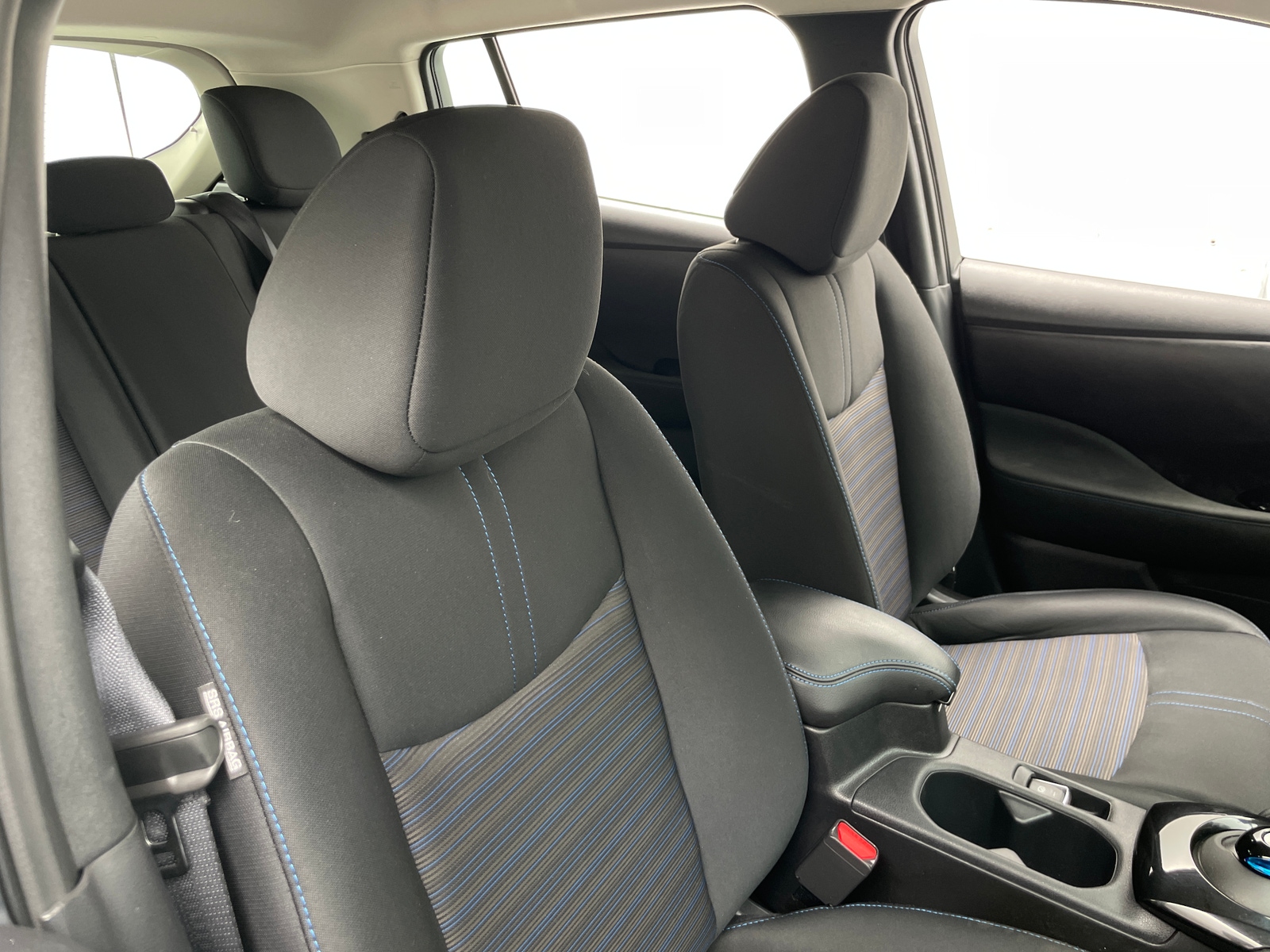 Thumbnail: 2025 Nissan Leaf - 2