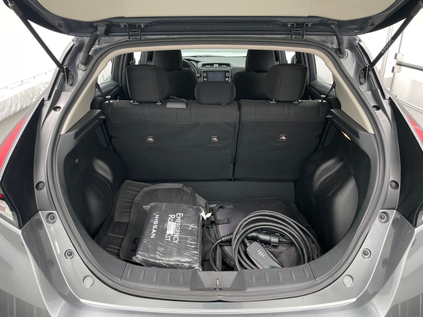 Thumbnail: 2025 Nissan Leaf - 7