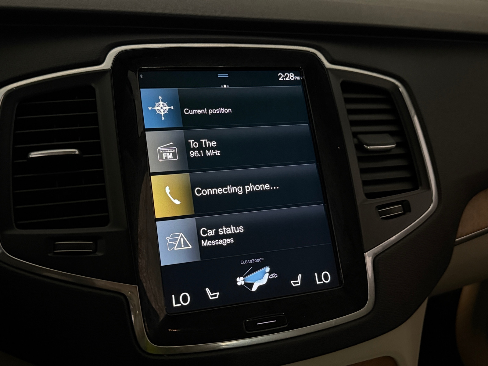 Thumbnail: 2021 Volvo XC90 - 3